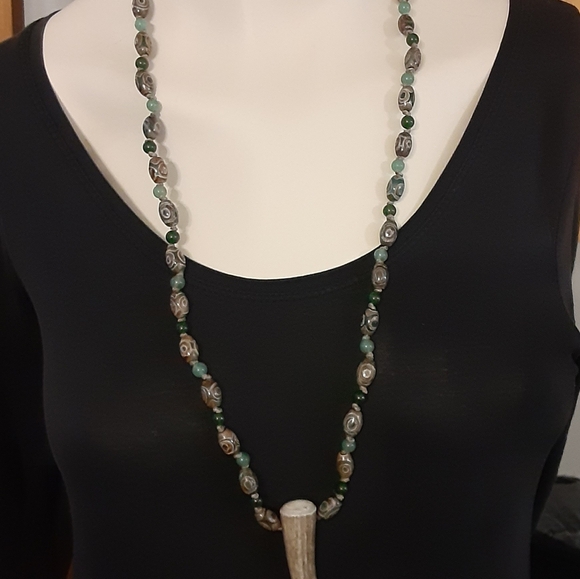 Natural Deer Antler/ DZI Agate/ Green Jade/ Aventurine/ Hemp Necklace - Picture 8 of 8
